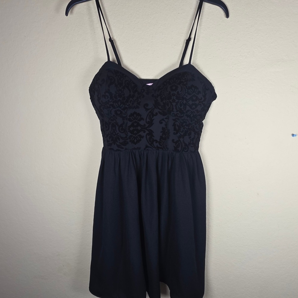 LBD whimsical Black Velvet Flocked Damask Mini Dress Sweetheart Smocked Large